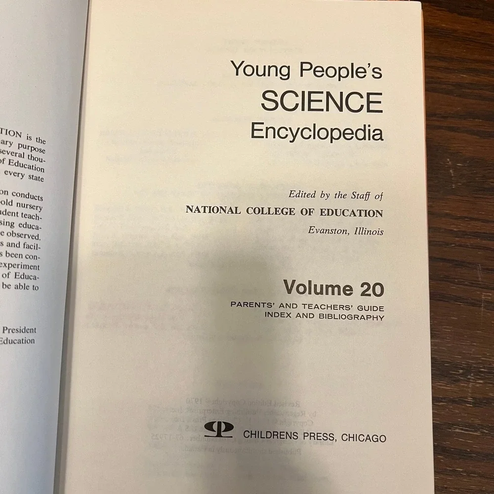 Vintage Young People's Science Encyclopedia 20 Volume Set (x-98)